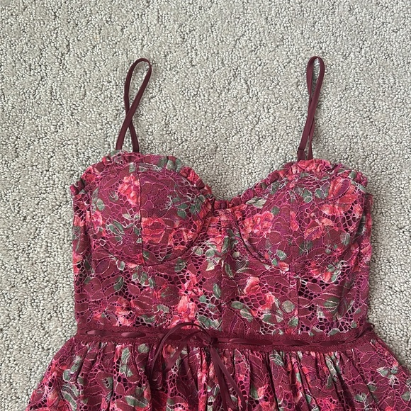 Altar’d State Liora Floral Maxi Dress Burgundy Lace Floral Corset Ribbon SZ XS - Picture 8 of 11